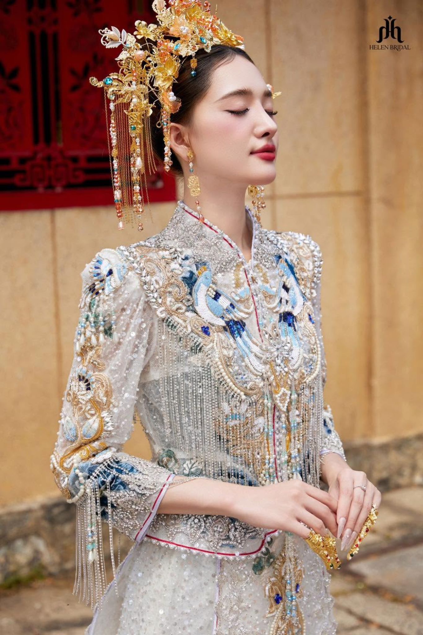 Trang phục của concept chụp ảnh cưới hỷ phục